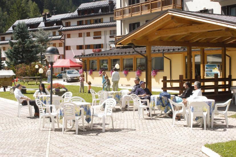 Hotel Cristallo Peio Exterior photo
